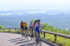 Thumbnail for article: Hoe hard moet je klimmen om de Tour de France te kunnen winnen?