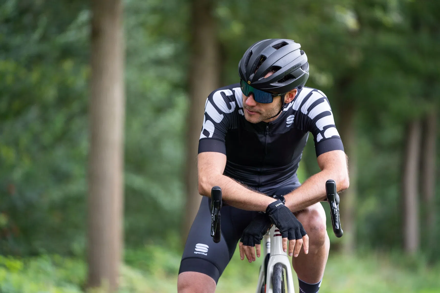 2021-08-18 Gijs Ferkranus _ TRLS - Bicycling fotoshoot met Sander & Thomas @Leersum-02940 (1).jpg