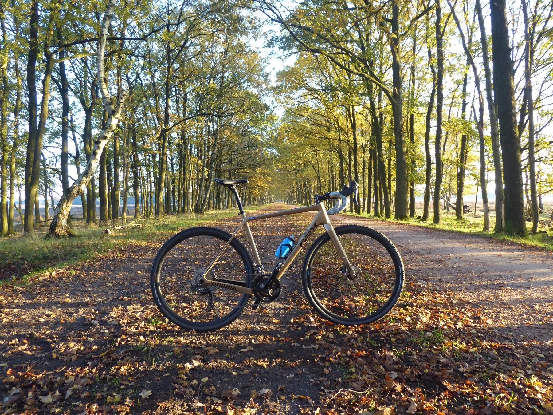 ShimanoGRX gravel Ride Nunspeet.jpg