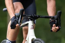 Thumbnail for article: Zo voorkom je tintelende vingers op de fiets