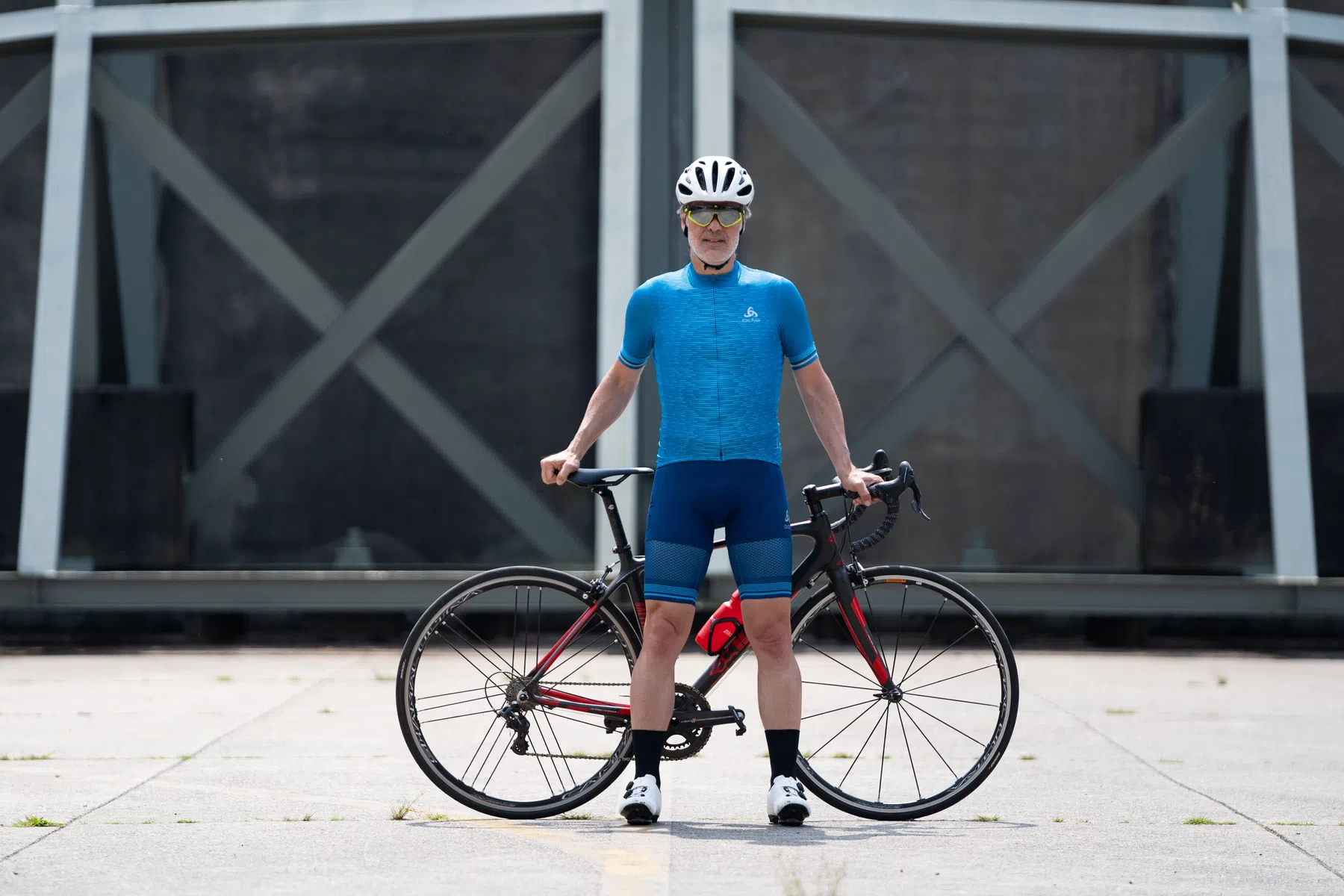 2021-06-09 Gijs Ferkranus _ TRLS - Bicycling Kleding Shoot Vliegbasis Soesterberg-00385.jpg