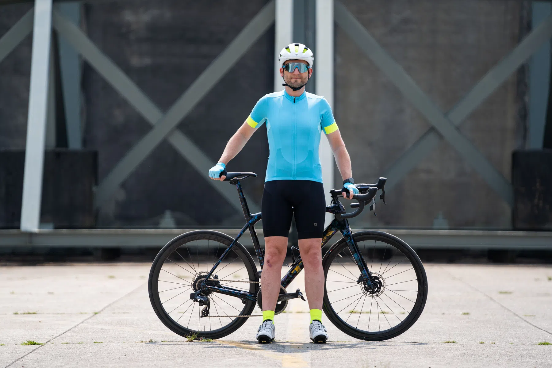 2021-06-09 Gijs Ferkranus _ TRLS - Bicycling Kleding Shoot Vliegbasis Soesterberg-00463.jpg