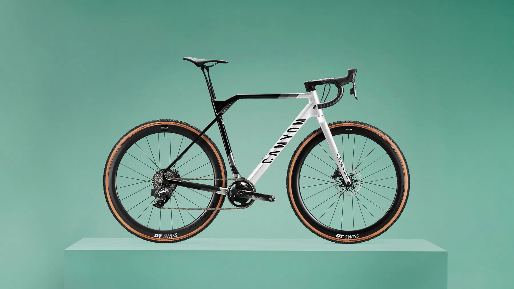 2023_Inflite_CF_SLX_9_Profile.jpg
