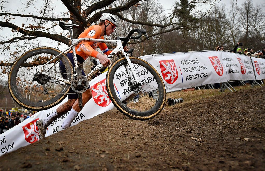 gettyimages-1978644645