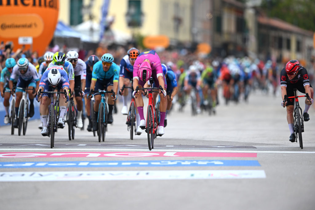 Voorbeschouwing etappe 4 Giro d'Italia 2025