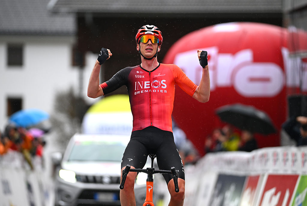 Thymen Arensman: de Nederlandse favoriet in de Giro d'Italia 2025