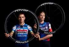 Thumbnail for article: Sneller in de Tour: dit zijn de nieuwe Roval Rapide CL III, CLX III & CLX Sprint-wielen