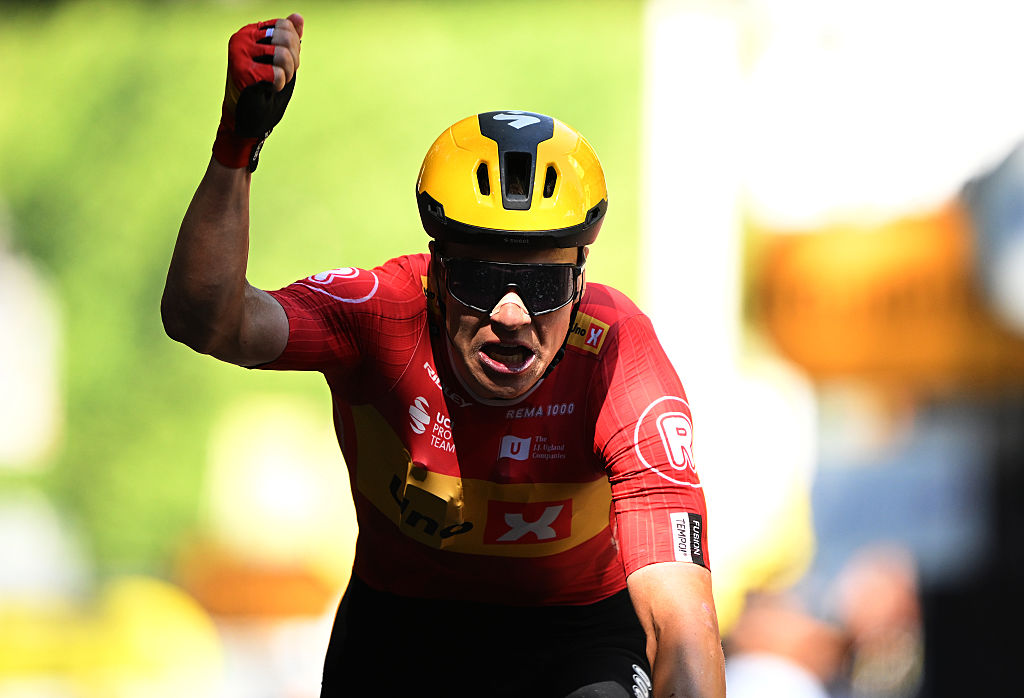 Jonas Abrahamsen wint etappe 11 Tour de France in Toulouse