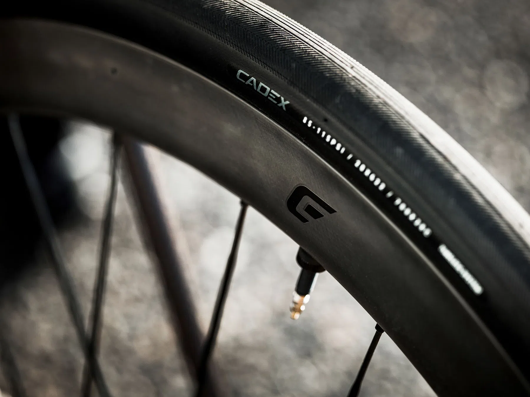 Met deze tubeless racefiets banden rij je lekkerder (en sneller)