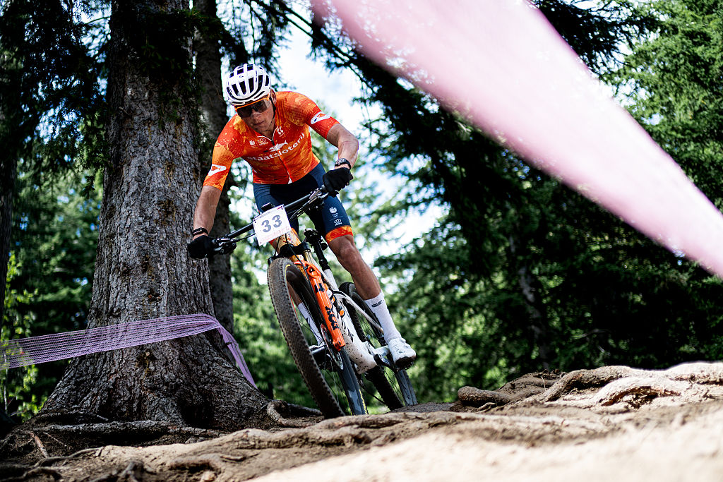 Van der Poel kan op Olympische Spelen LA voor goud gaan op de mtb en op de weg