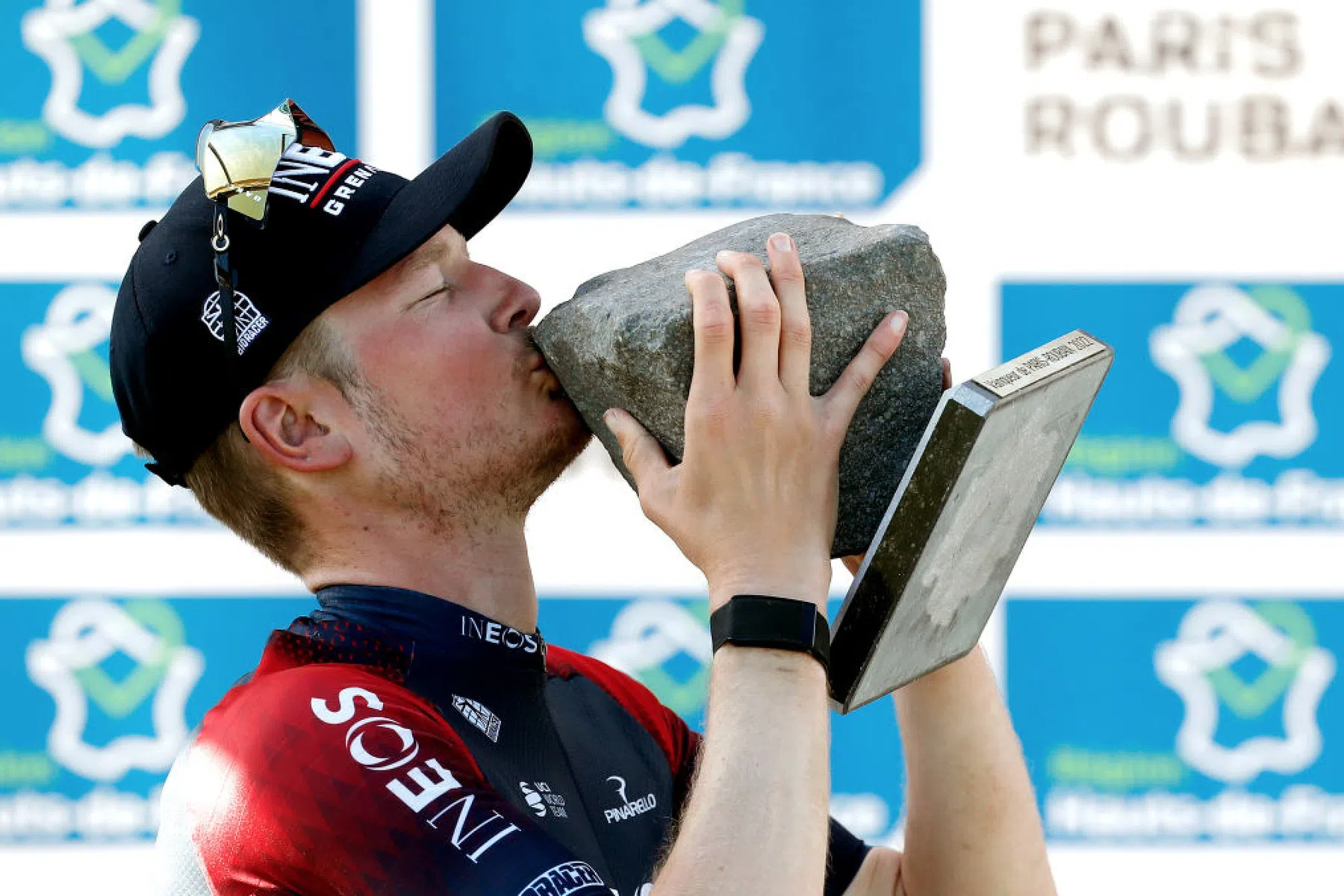 Dylan van Baarle liefde koersplezier toekomst Wolfpack