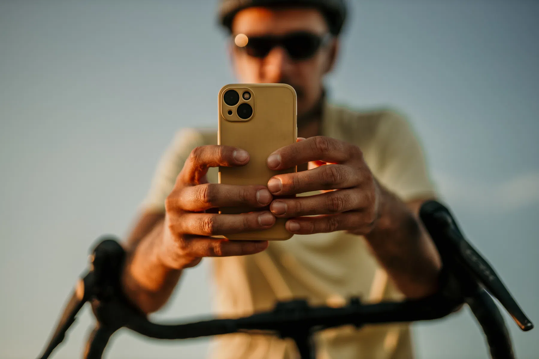 Social media en wielrennen: boost of blokkeer?