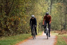 Thumbnail for article: Waarom 3.000 kJ de nieuwe magische grens is voor topprestaties op de fiets