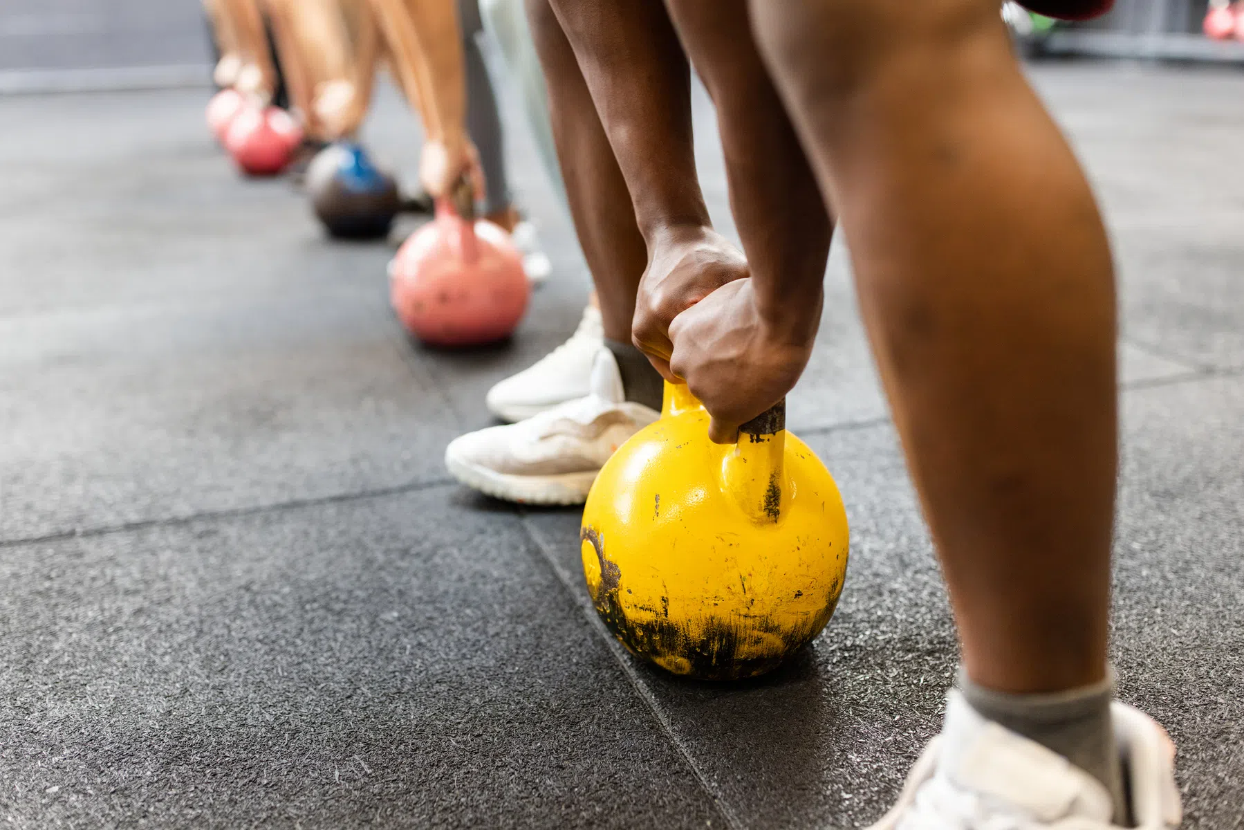 Kettlebell vs. Dumbbell: wat past beter bij jouw fietstraining?