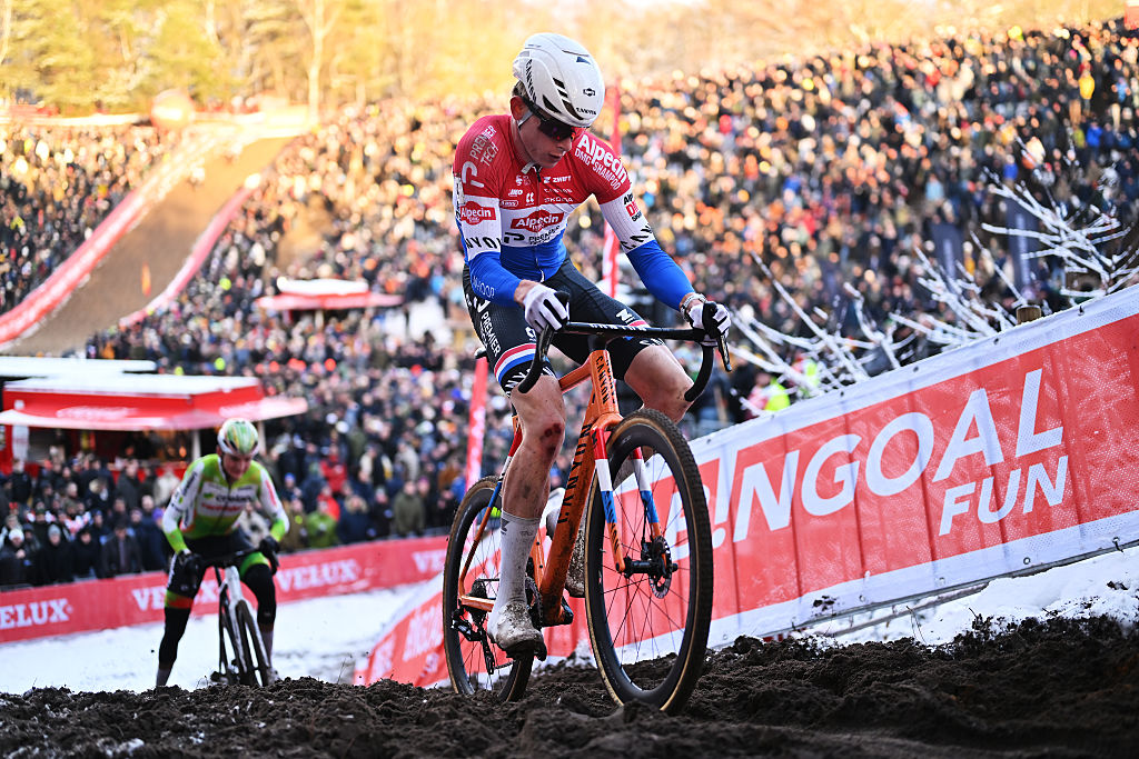 Voorbeschouwing NK veldrijden 2026 in Huijbergen