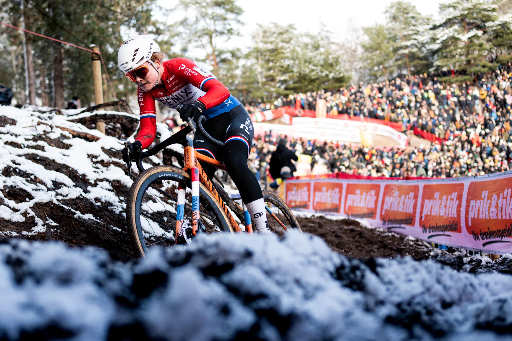 Deze 5 wielrenners moet je volgen op YouTube