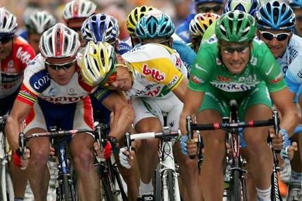 Wat is beter voor de sprint: treintje, lead out of solo?