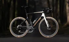 Thumbnail for article: Cannondale verrast met nieuwe SuperSix Evo: Prijs daalt, prestaties verbeteren