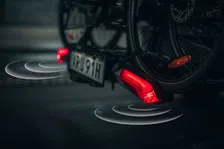 Thumbnail for article: De nieuwe Thule Epos ParkSecure Fietsendrager met parkeersensoren