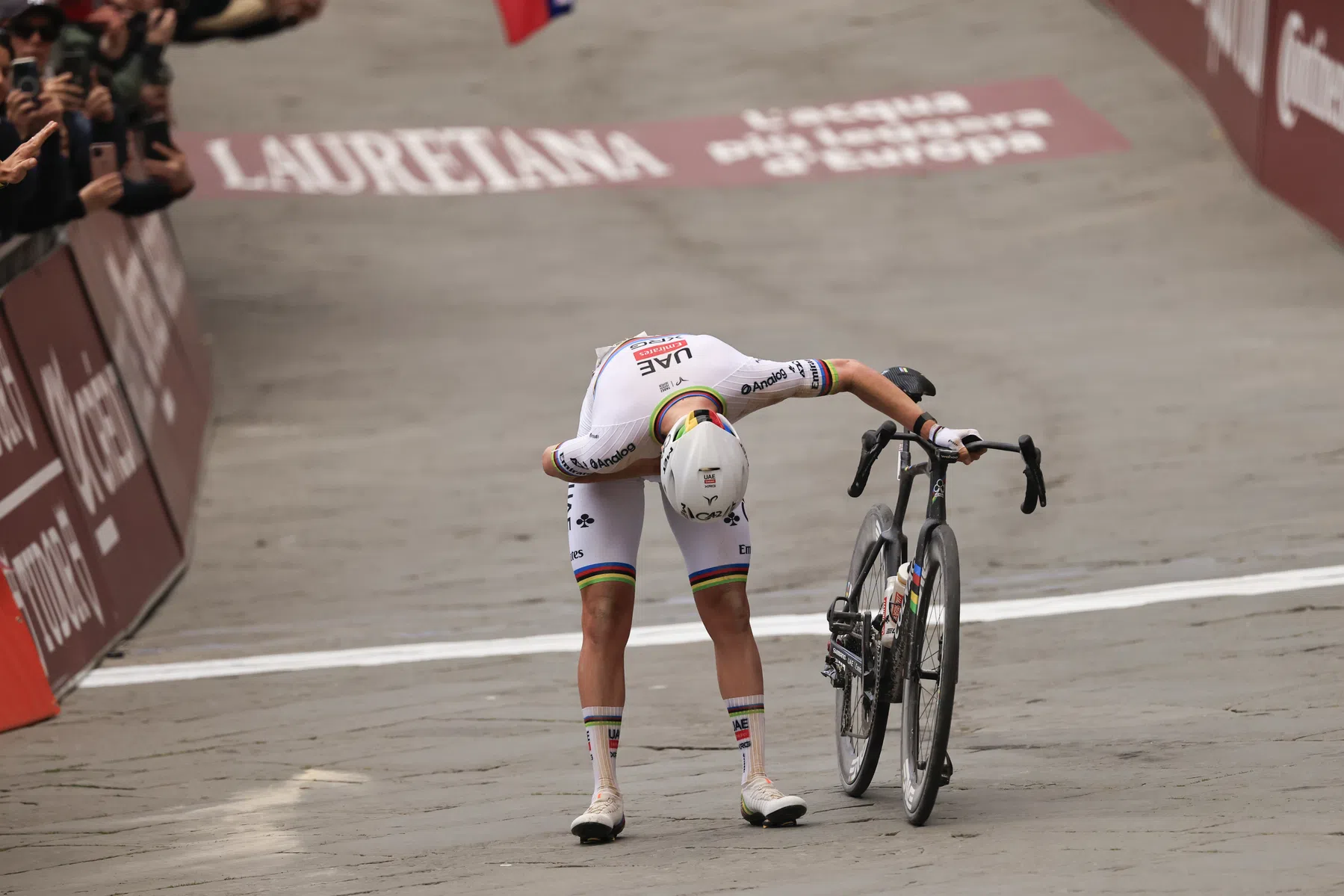 PRO SHOTS / Zuma Press