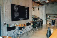 Thumbnail for article: Wat maakt een wielercafé een goed wielercafé?