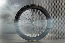 Thumbnail for article: Pirelli lanceert PAAS: Bandentechnologie voor aerodynamische prestaties