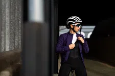 Thumbnail for article: Kleden voor de ochtendkou: zo blijf je warm zonder te oververhitten