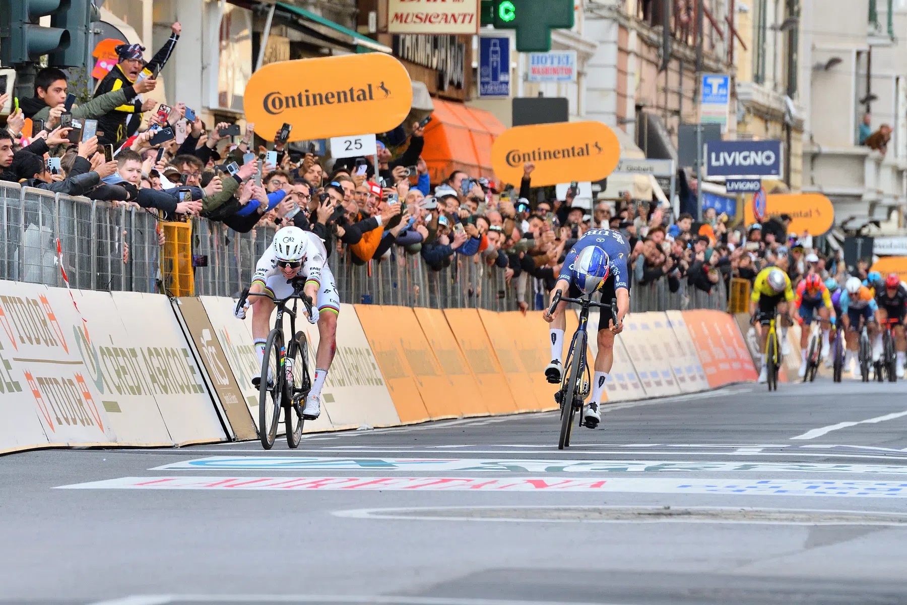 PRO SHOTS / Zuma Press