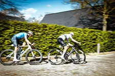 Thumbnail for article: Deze aanpassingen doen de profs met de fietsen voor Parijs-Roubaix