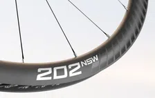Thumbnail for article: Zipp lanceert lichte wielset voor in de bergen