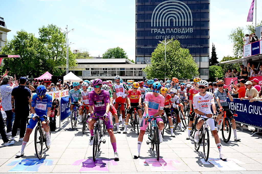 Hoe was het openingsweekend van de Giro d'Italia 2026 in Bulgarije?