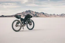Thumbnail for article: Deze fout op het vliegveld kost bikepackers elk jaar duizenden euro's