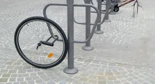 Thumbnail for article: De duurste fout die bijna iedereen maakt bij het vastzetten van een racefiets