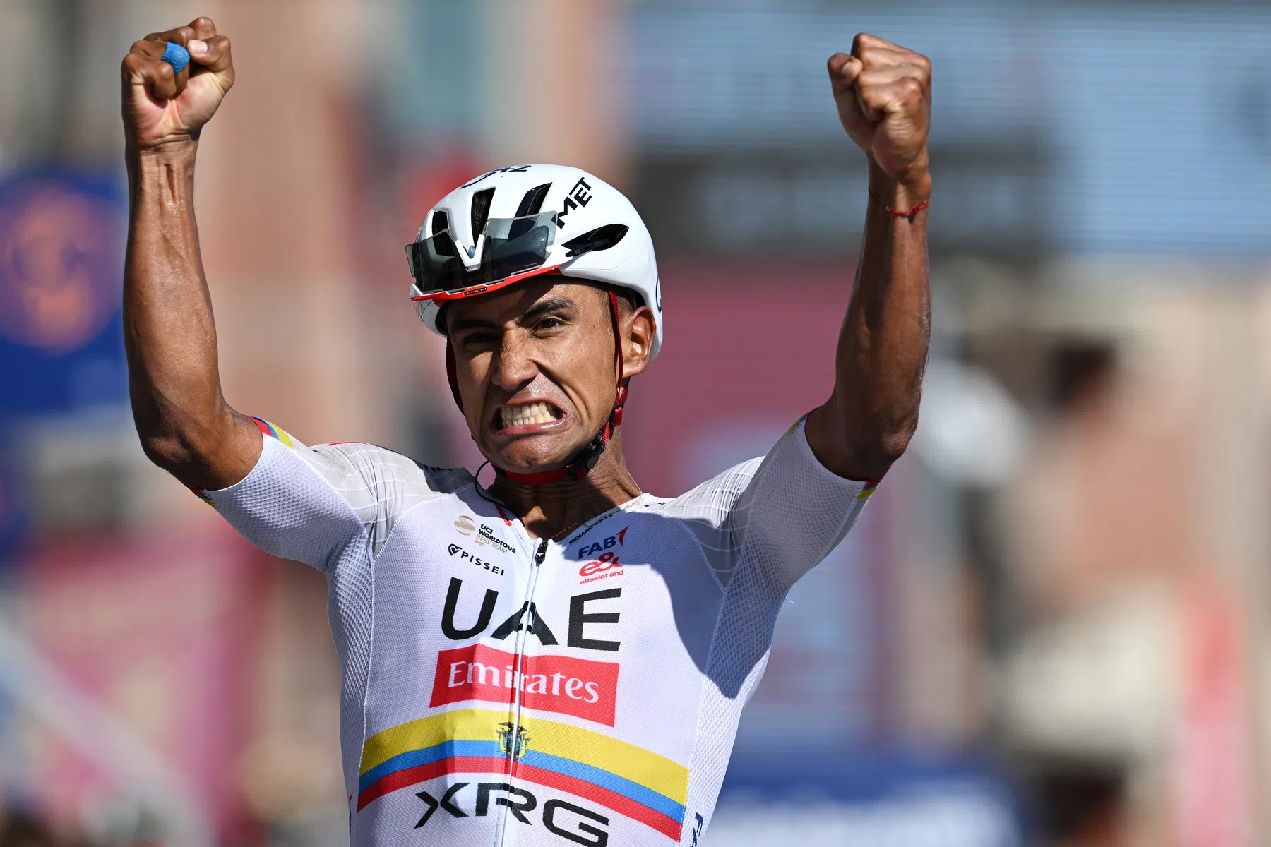 Jhonatan Narvaez grijpt derde ritzege in etappe 11 Giro d'Italia 2026