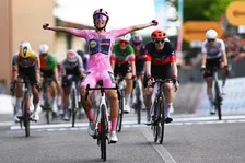 Thumbnail for article: Elisa Balsamo sprint wederom naar winst in listige etappe 3 Giro d'Italia Women