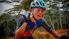 Thumbnail for article: Hitte op de fiets: Vanaf welke temperatuur wordt fietsen gevaarlijk?