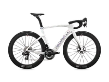 Thumbnail for article: Pinarello onthult vier nieuwe kleurstellingen voor de DOGMA F