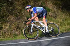 Thumbnail for article: Gijs Schoonvelde: "Ik hoop dat ik de Tour de France ooit mag finishen"