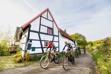 Thumbnail for article: Grensoverschrijdende mountainbikeroute Voeren-Eijsden in Zuid-Limburg geopend