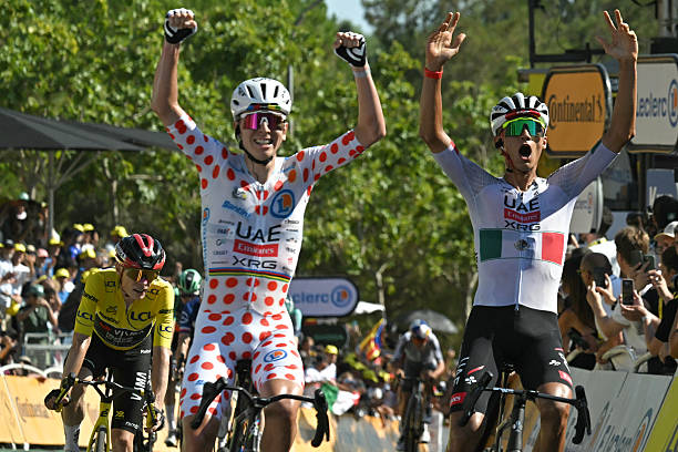 Isaac del Toro wint etappe 2 Tour de France 2026 na spectaculaire Montjuïc-rit