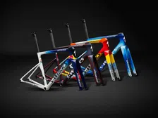 Thumbnail for article: Deze Tarmac SL9 teamfietsen zie je rijden in de Tour de France 2026