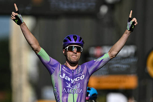 Mauro Schmid wint geweldige etappe 13 over de Ballon d'Alsace Tour de France 2026