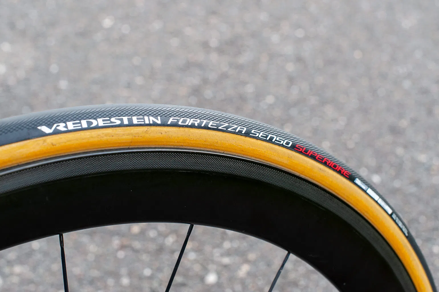 Vredestein lanceert nieuwe Superpasso Pro Cotton raceband