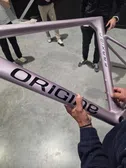 Thumbnail for article: Hoe lang gaat een carbon frame écht mee?