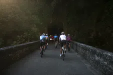 Thumbnail for article: Wat gebeurt er eigenlijk met je vetverbranding na drie uur fietsen?