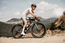Thumbnail for article: Ridley lanceert aerodynamische gravelracer Kanzo Fast 2.0