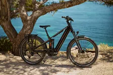 Thumbnail for article: TREK lanceert Allant+: Elektrisch hybride alleskunner?