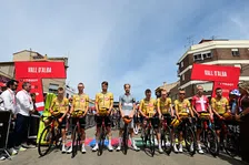 Thumbnail for article: Leknessund bezorgt Uno-X dubbelslag in Vuelta, Van Aert eindigt als derde