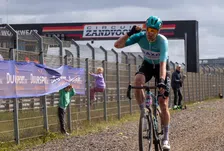 Thumbnail for article: Tijmen Eising stopt per direct met wielrennen na onwelwording NK Gravel