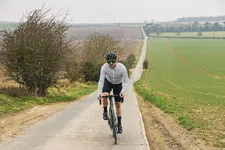 Thumbnail for article: Hoeveel kilometer per week fietsen? De norm per leeftijd